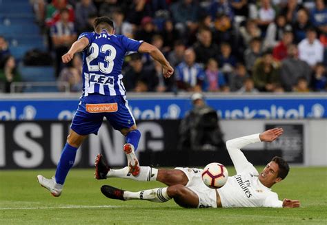 Alaves vs Real Madrid, LIVE stream online: La Liga 2018/19 football as ...