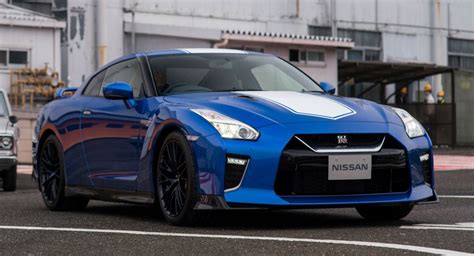 2020 Nissan GT-R Brings Back R34’s Iconic Bayside Blue For 50th Anniversary Edition | Carscoops