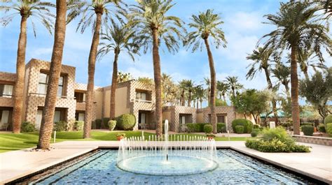 Hotels and Suites in Paradise Valley, AZ - DoubleTree by Hilton