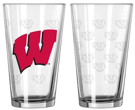 Pin on Wisconsin: Packers, Badgers