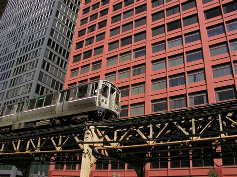 Elevated Architecture: Downtown "L" Train | Walking Tours | Chicago Architecture Center