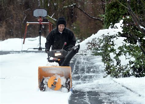 Photos: Connecticut's first snowstorm of 2024