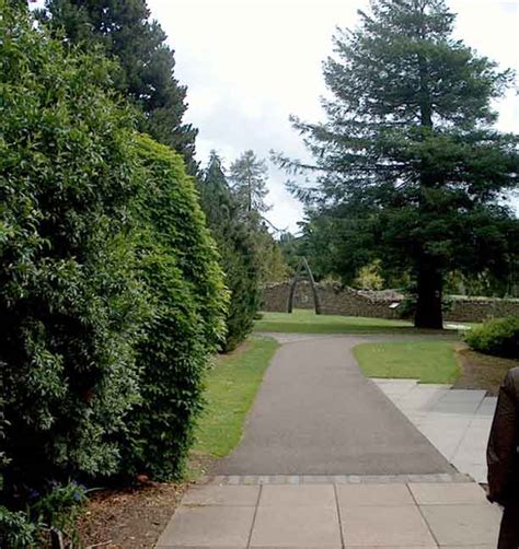 University of Dundee Botanic Garden - Scotland - Gardens, Parks ...