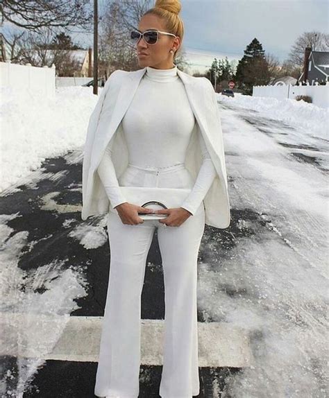 50+ All-White Outfits for Winter - The Mood Palette | Fashion, Winter white outfit, All white outfit