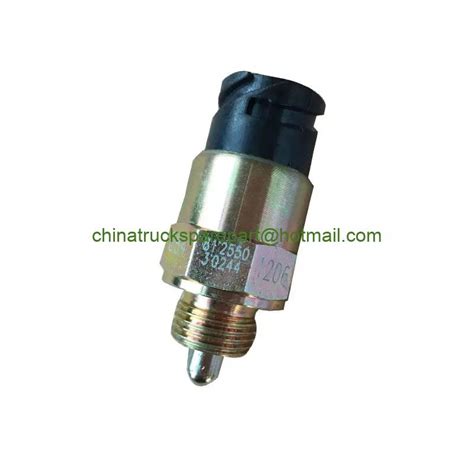 SHACMAN F3000 H3000 Differential Lock Pressure Switch 81.25503.0244