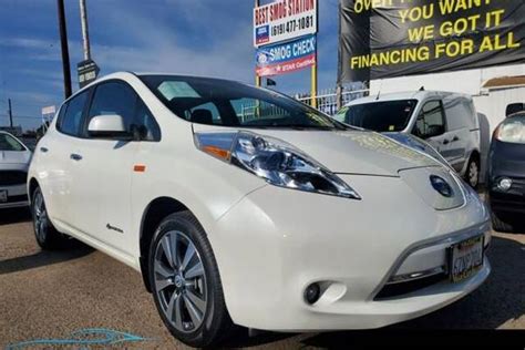 Used 2012 Nissan LEAF for Sale Near Me (with Photos) | Edmunds