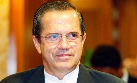 Ecuador rules out immediate action on Snowden asylum bid | Arab News