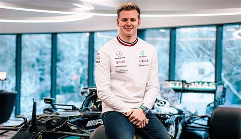 Schumacher joins Mercedes as 2023 reserve | RACER