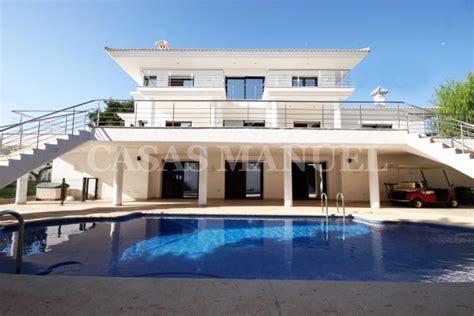 Villa for sale in Villamartin - €1,400,000 (CM5999)