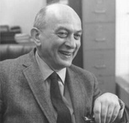 Solomon Asch: biography and contributions of this famous social psychologist