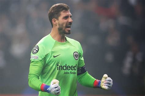 Former PSG keeper Kevin Trapp speaks on Frankfurt win over Marseille ...