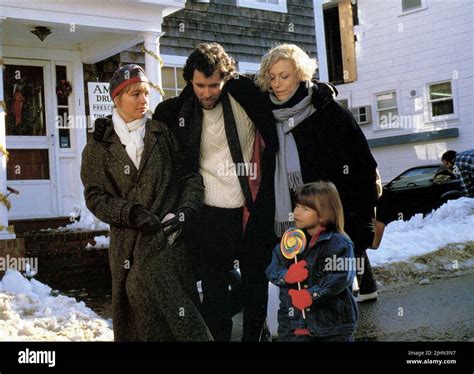 KAREN YOUNG, LANCE GUEST, LORRAINE GARY, JUDITH BARSI, JAWS: THE REVENGE, 1987 Stock Photo - Alamy