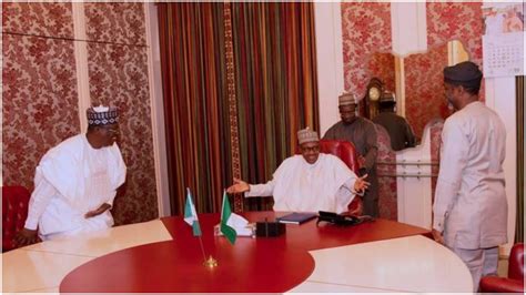 Details of Buhari’s meeting with Lawan, Gbajabiamila emerge - Daily ...