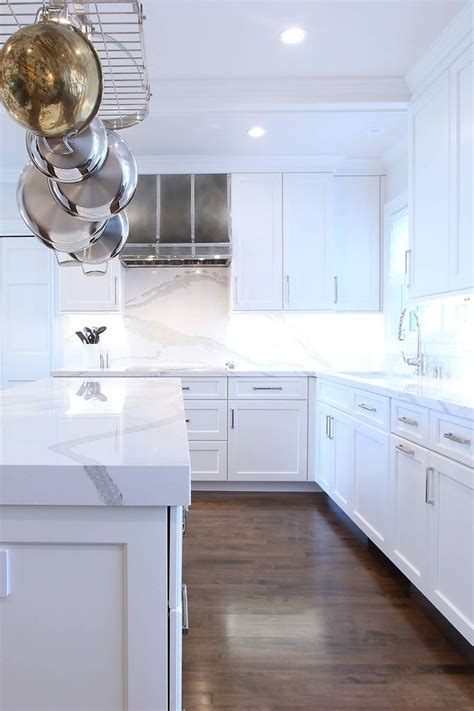 White Quartz Full Height Backsplash Counters Cabinets Dark Hardwood Flooring | White kitchen ...