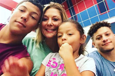 Exclusive: Randi Mahomes claims that having Patrick as a “young” parent ...