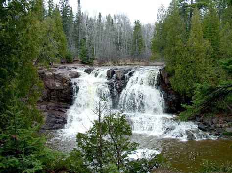 Gooseberry Falls State Park - Wikipedia, the free encyclopedia | Cascadas, Paisajes, The globe