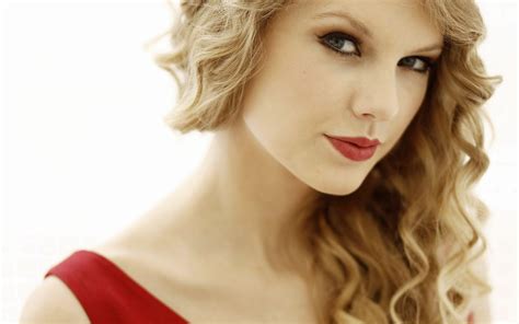 Taylor Swift Red Album Wallpapers - Top Free Taylor Swift Red Album Backgrounds - WallpaperAccess