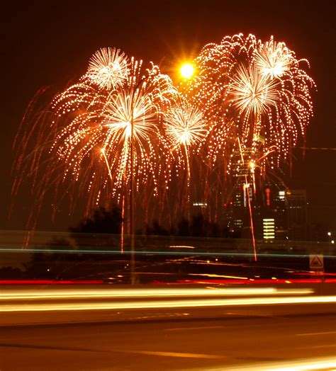 Fireworks | Fireworks at Benjamin Shears Bridge on New Year … | Flickr