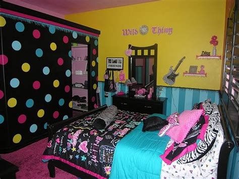 Fun Cannot Seem To End With Polka Dots Room Decor