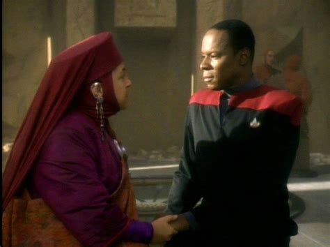 Heimlich Maneuvers: DS9 Flashback: Emissary