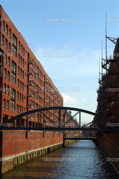 Architecture in Hamburg — Stock Photo © davidewingphoto #37271161