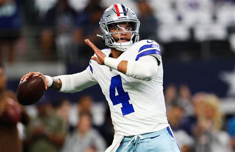 Dak Prescott smashes Giants as Cowboys win big