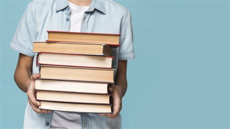 What to Do with Old Textbooks: Where to Donate Textbooks, Sell, and Recycle
