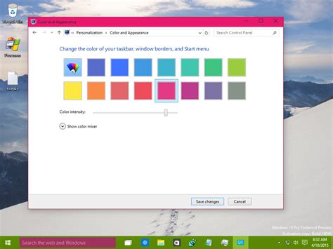 Windows 10 allows setting different colors for windows and taskbar