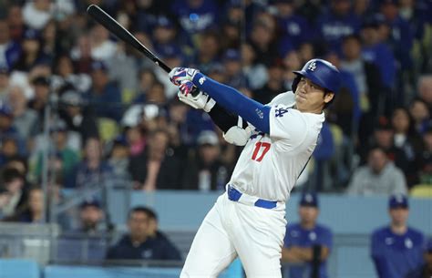 Fan Who Caught Shohei Ohtani's First Dodgers HR Ball Gets Very Little ...