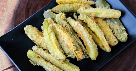 Crunchy Deep Fried Pickle Spears