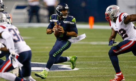 Russell Wilson looks like the NFL MVP through two weeks