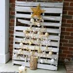 DIY Wood Pallet Christmas Tree