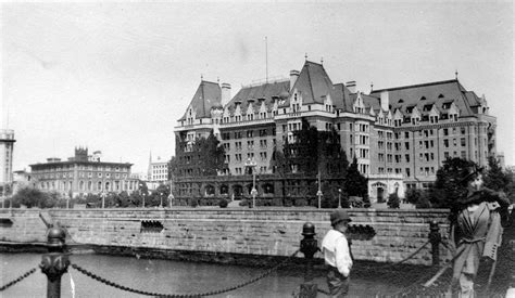 Empress Hotel - City of Vancouver Archives