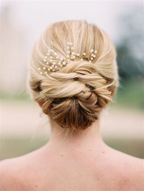 20 Prettiest Wedding Hairstyles and Updos - Wedding Philippines | Wedding Philippines