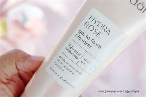 Beauty Blogger Indonesia by Lee Via Han: Wardah Hydra Rose Gel To Foam Cleanser REVIEW