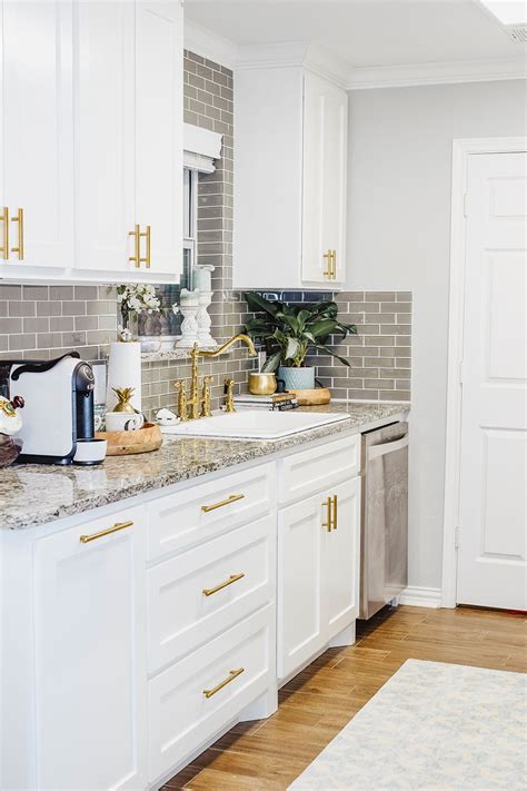 Our Kitchen Sink Woes + Our Small Kitchen Reveal - Vandi Fair