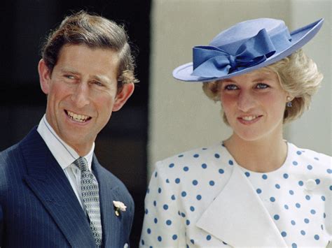 Best Photos of Prince Charles & Princess Diana: Wedding & More – SheKnows