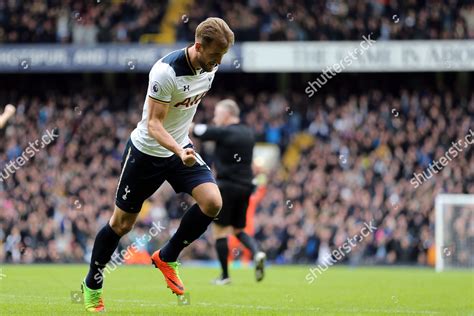 Harry Kane Tottenham Hotspur Celebrates Scoring Editorial Stock Photo ...