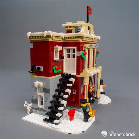 10263 Winter Village Fire Station-35 - The Brothers Brick | The Brothers Brick