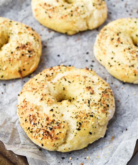 3 Ingredient Homemade Everything Bagels • Tastythin