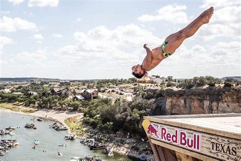 Red Bull Cliff Diving 2019: How to score a perfect 10