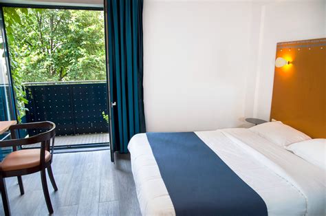 Standard rooms low cost and confortable in the center of Paris -Solar hôtel Paris – Cheap and ...