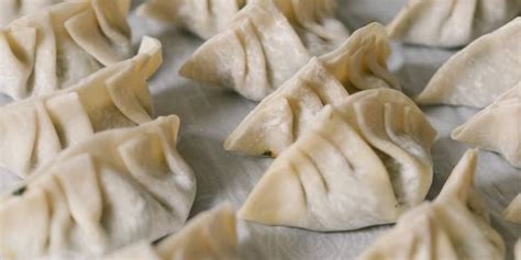 How To Cook Frozen Dumplings? - ButteryPan