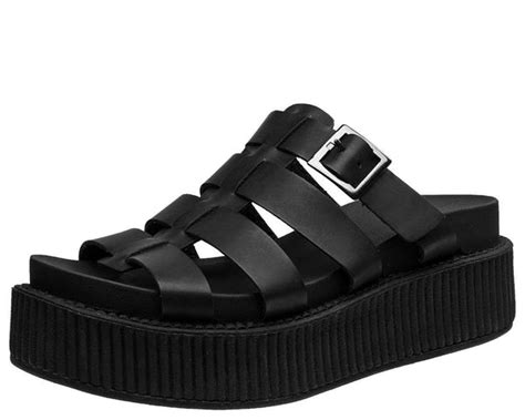 Black Fisherman Sandal