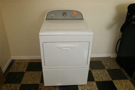 Whirlpool Electric Dryer 220Vac Super Capacity all the bells and ...