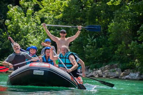 River Raft Rentals in the Yakima Canyon > Canyon River Ranch