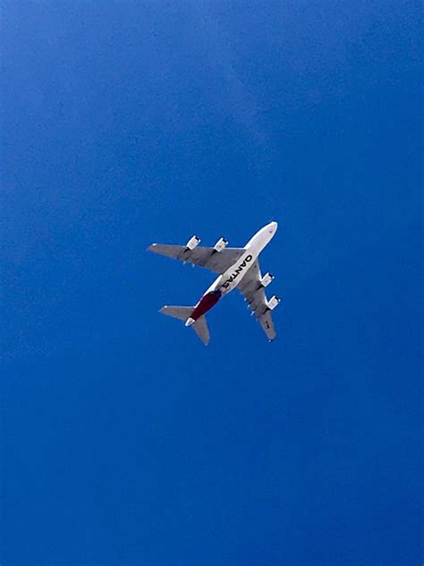 Saw a Qantas A380 takeoff from PHX today! : r/aviation