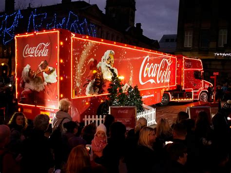 Coca-Cola Christmas truck tour arrives in Scotland today with free Coke ...