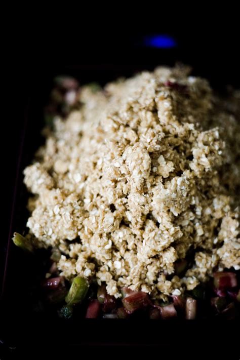 Vegan Rhubarb Crumble Recipe - Greener Ideal