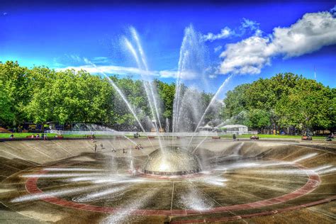 Seattle Center Fountain Photograph by Spencer McDonald